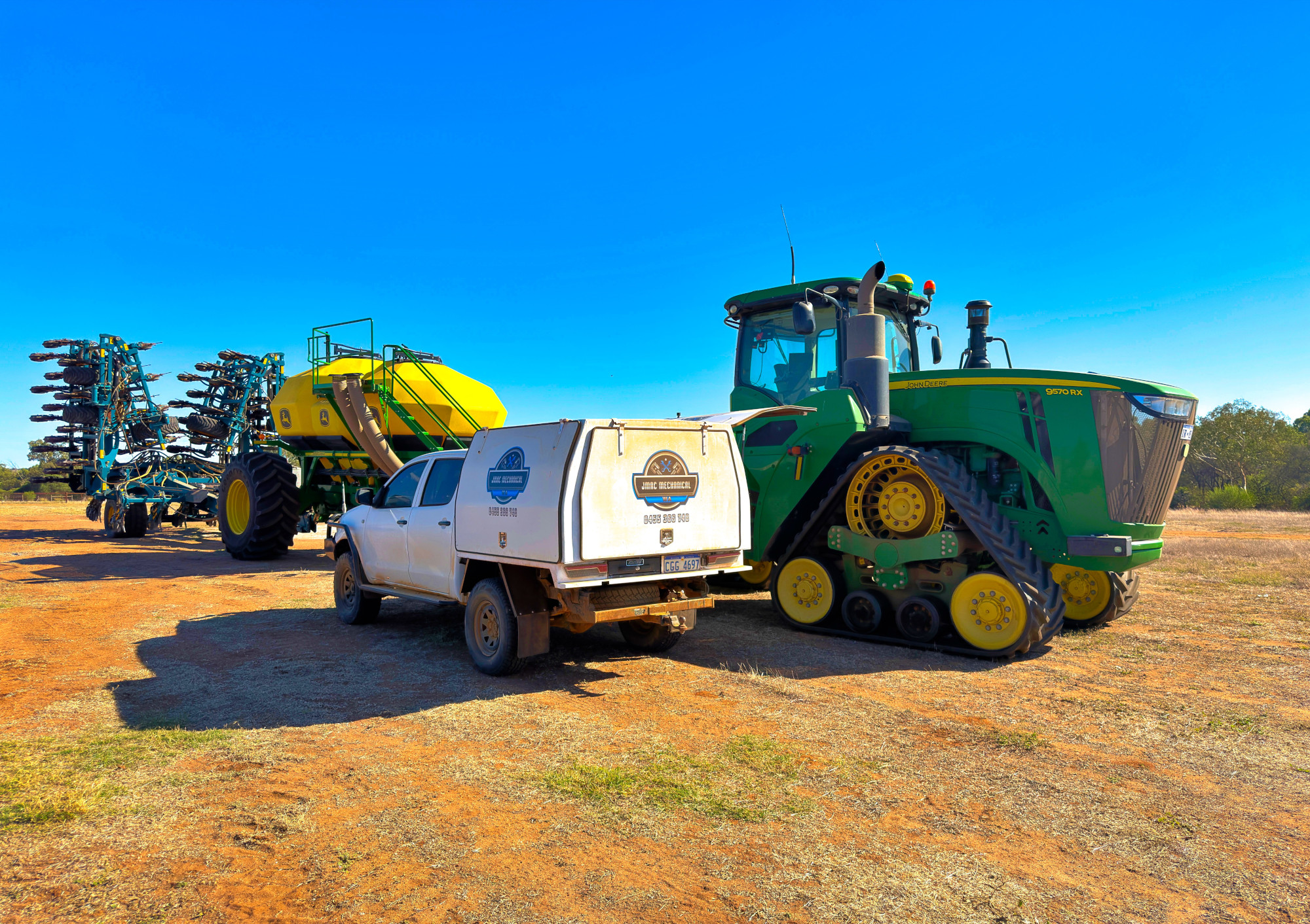 John Deer Master Technician providing agricultural Tractor, header, seeder, and sprayer repairs and servicing